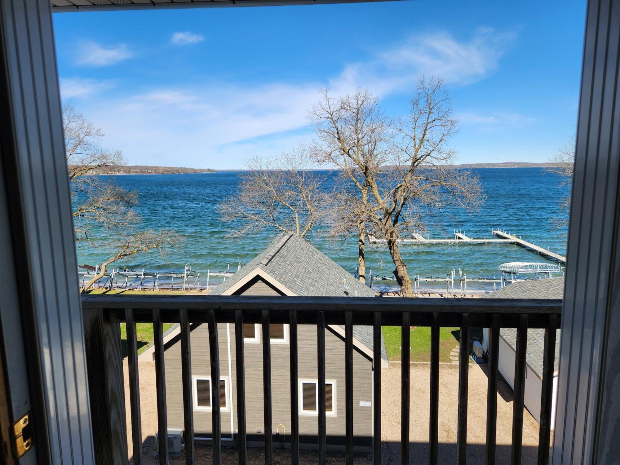 Viking Bay Resort And Lodge Miltona 외부 사진
